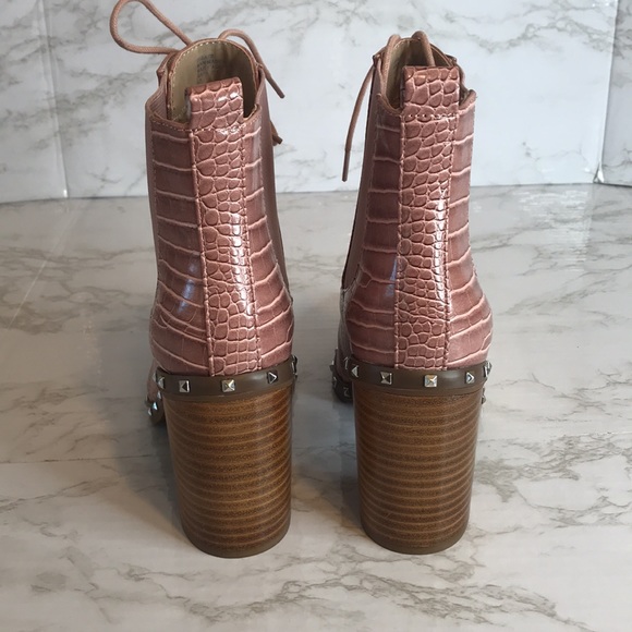 Charles By Charles David Debate studded chunky block heel Booties size 8 - Picture 6 of 11